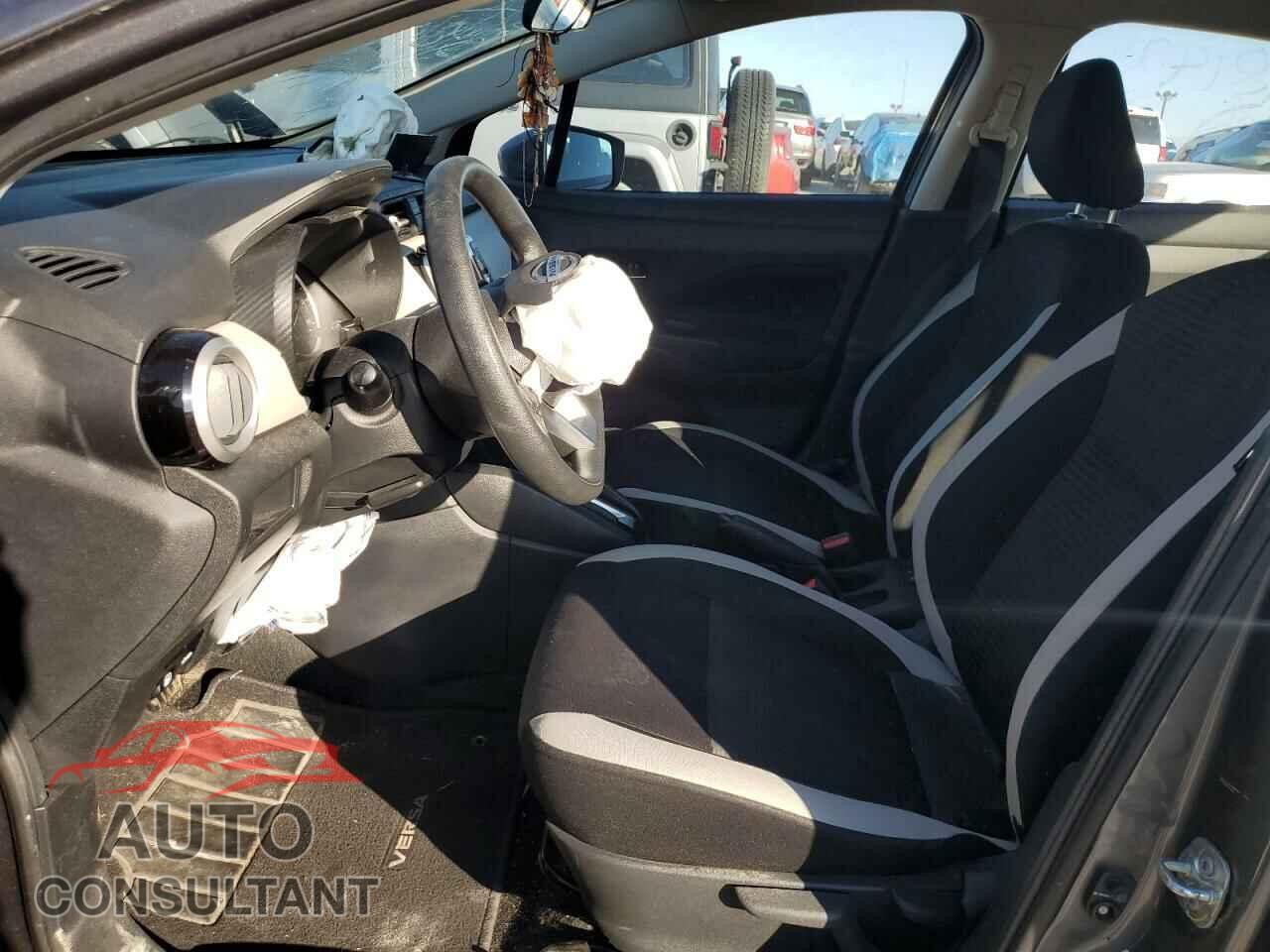 NISSAN VERSA 2021 - 3N1CN8EVXML848142