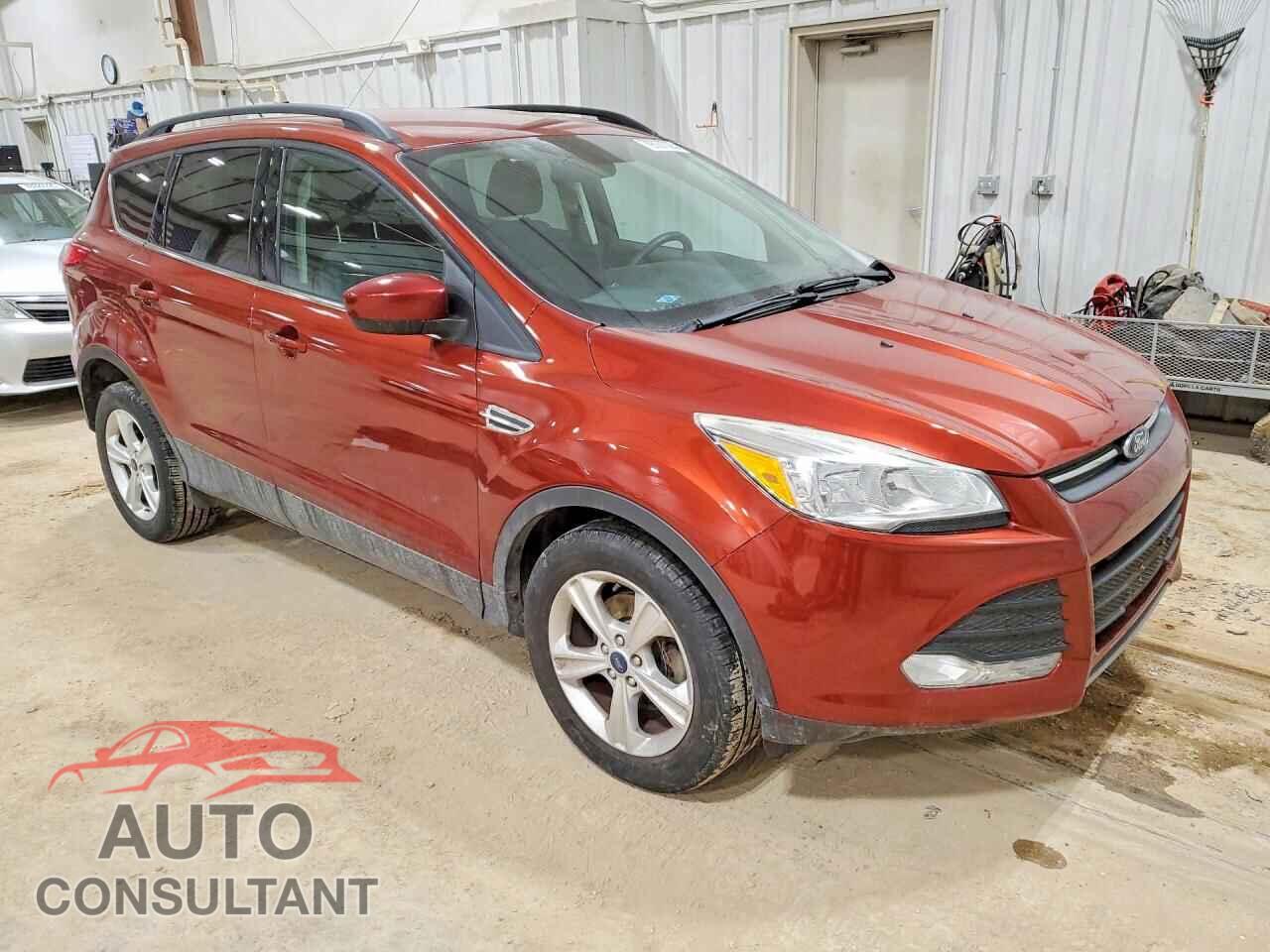 FORD ESCAPE 2015 - 1FMCU0GX3FUC75444