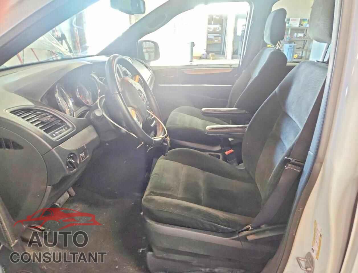 DODGE CARAVAN 2015 - 2C4RDGBG0FR576281