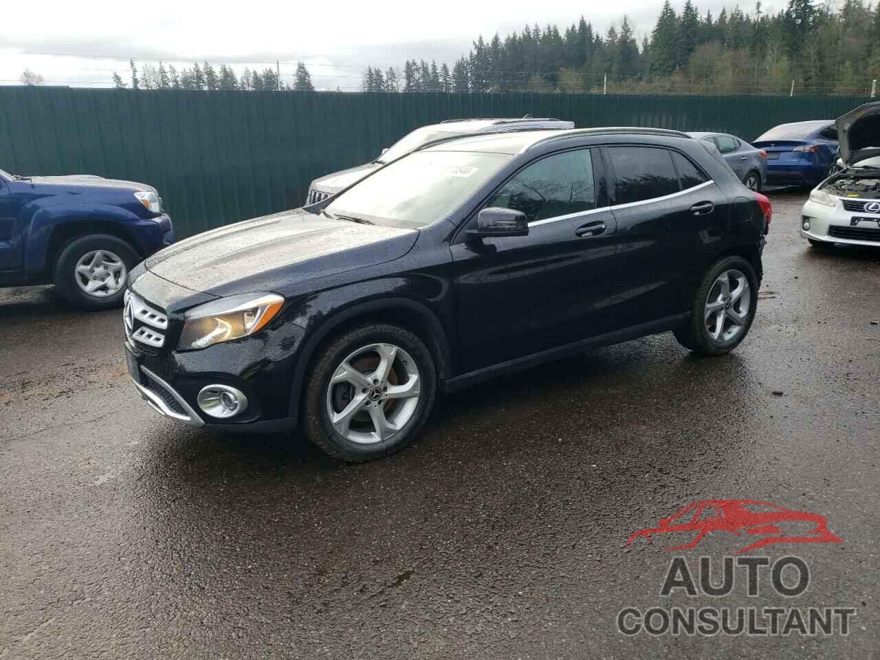 MERCEDES-BENZ GLA-CLASS 2018 - WDCTG4GB8JJ437239