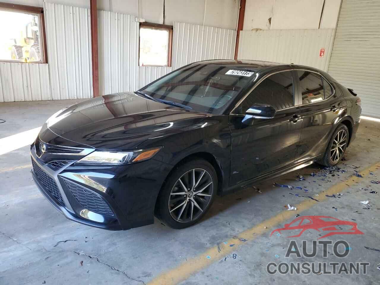 TOYOTA CAMRY 2022 - 4T1T11AK1NU683791