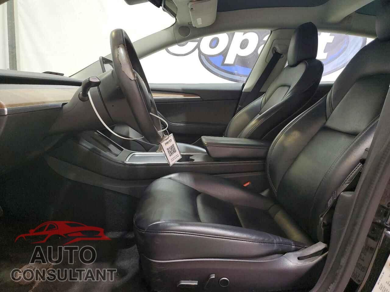 TESLA MODEL 3 2022 - 5YJ3E1EA9NF290883