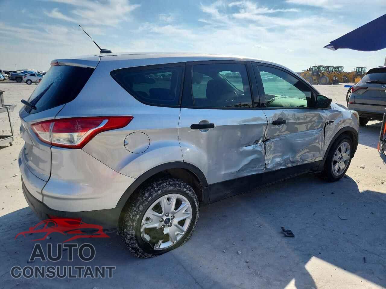 FORD ESCAPE 2016 - 1FMCU0F7XGUC41374
