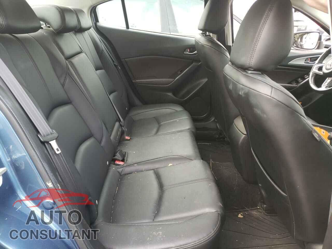 MAZDA 3 2017 - 3MZBN1V75HM121960