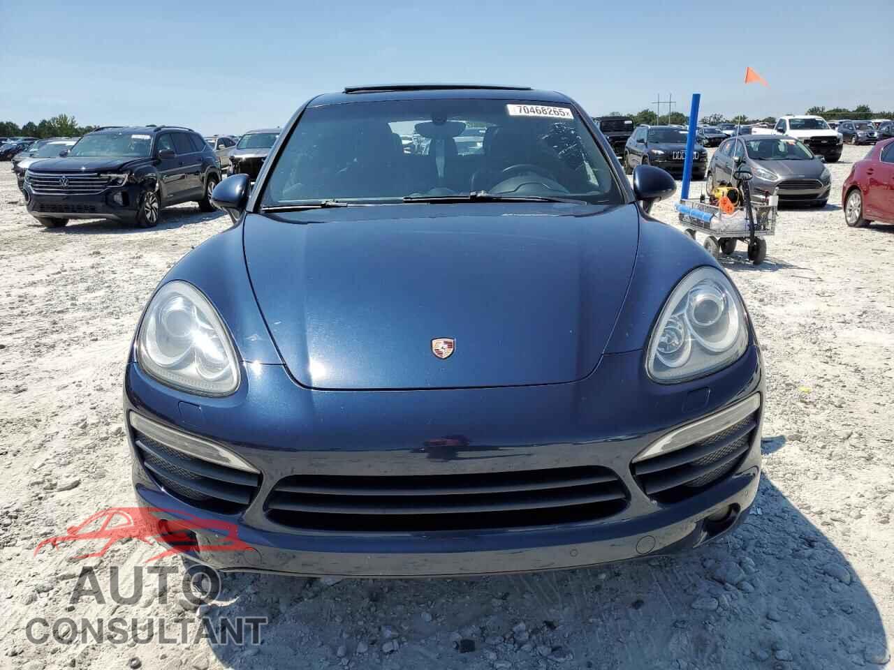PORSCHE CAYENNE 2012 - WP1AB2A29CLA44123