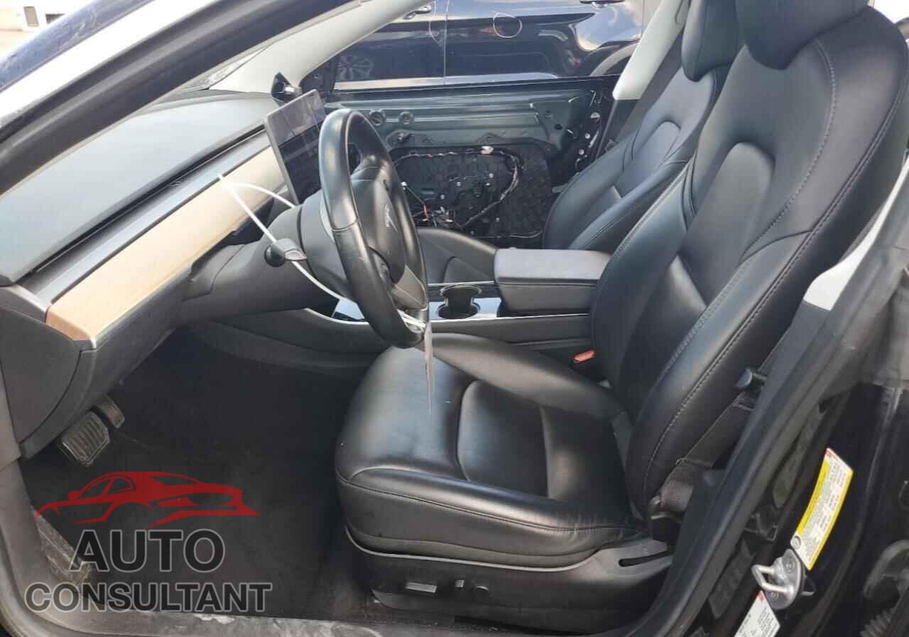 TESLA MODEL 3 2018 - 5YJ3E1EA1JF070910