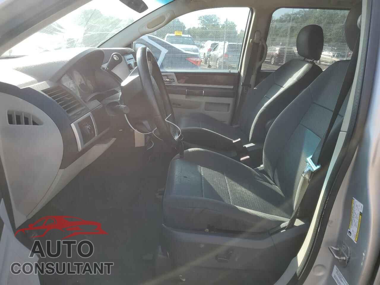 DODGE CARAVAN 2010 - 2D4RN5D15AR100307