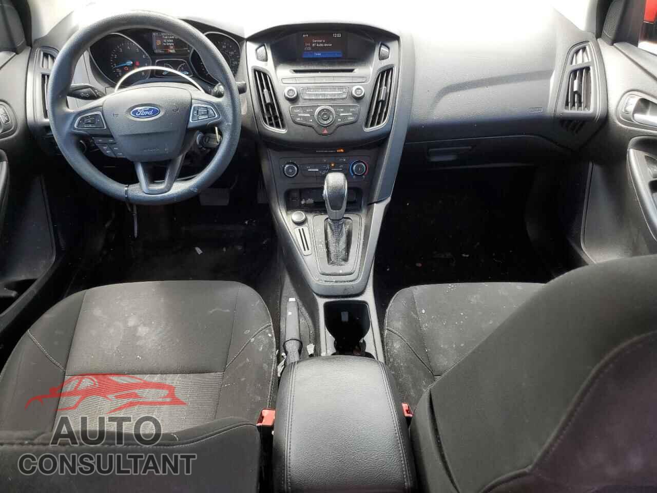 FORD FOCUS 2017 - 1FADP3F22HL315079