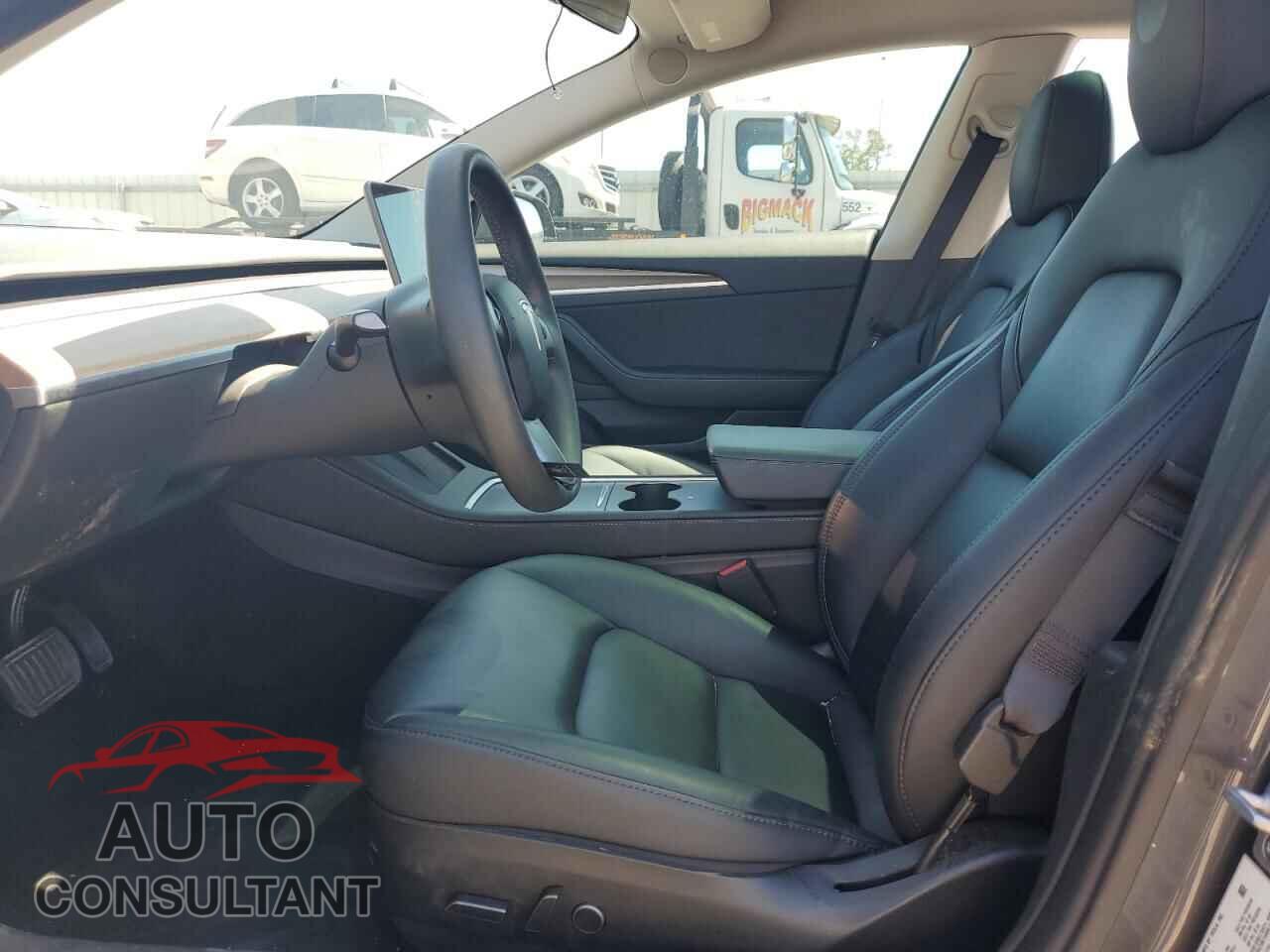 TESLA MODEL 3 2023 - 5YJ3E1EA1PF656838