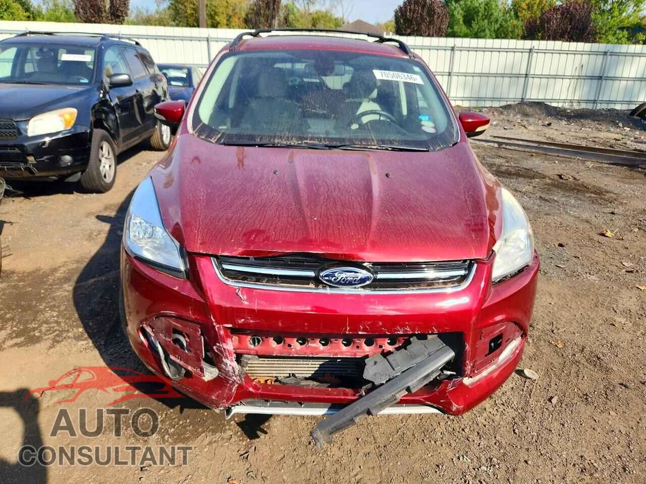 FORD ESCAPE 2018 - 1FMCU9H90DUB59331