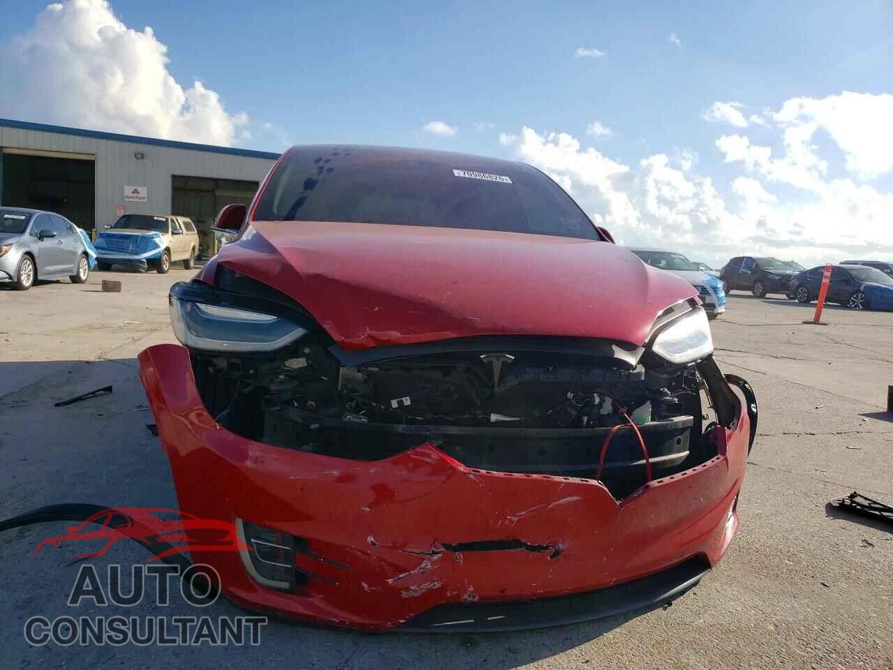 TESLA MODEL X 2016 - 5YJXCBE20GF004959