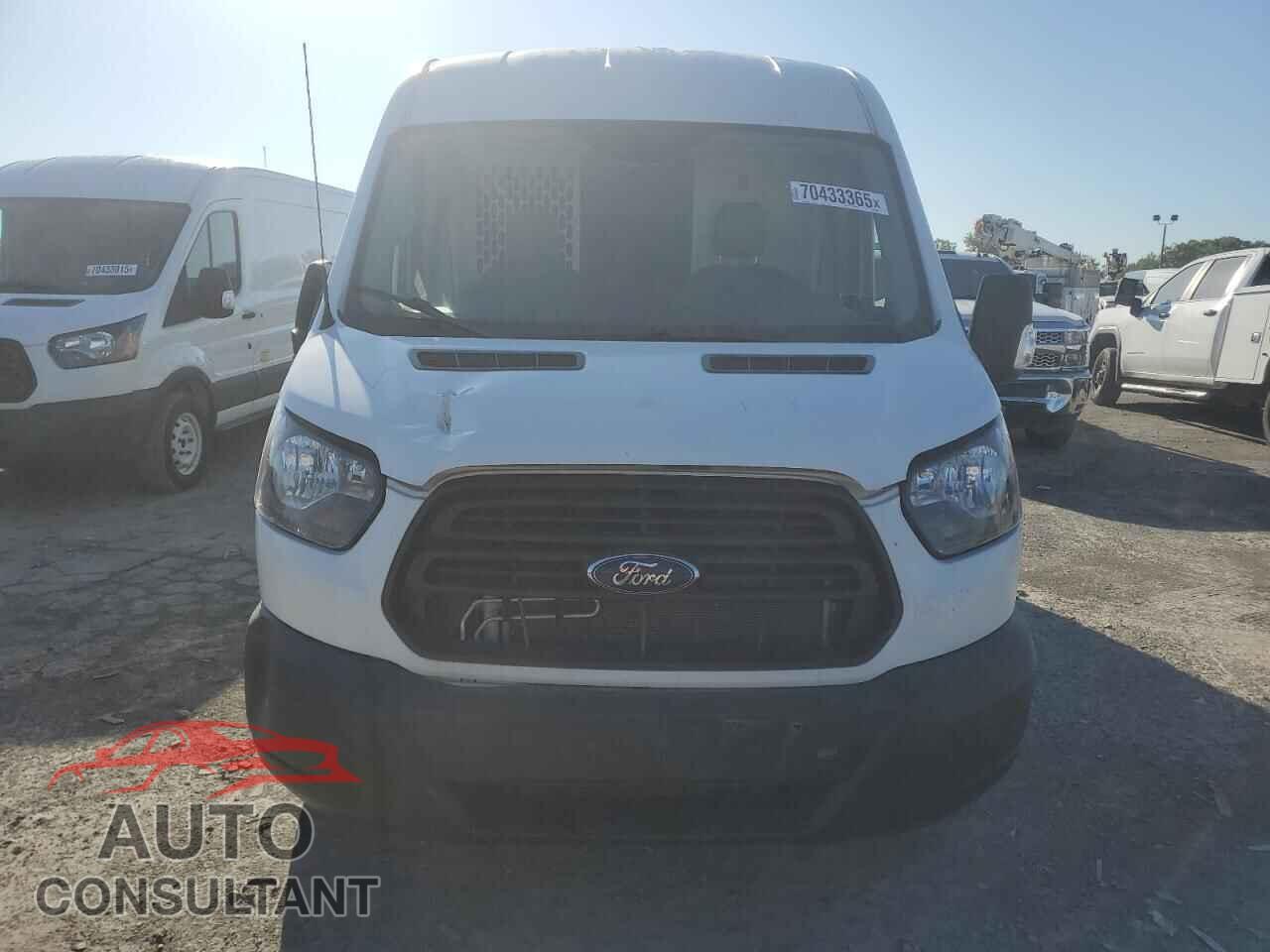 FORD TRANSIT 2019 - 1FTYE2CM8KKB09554