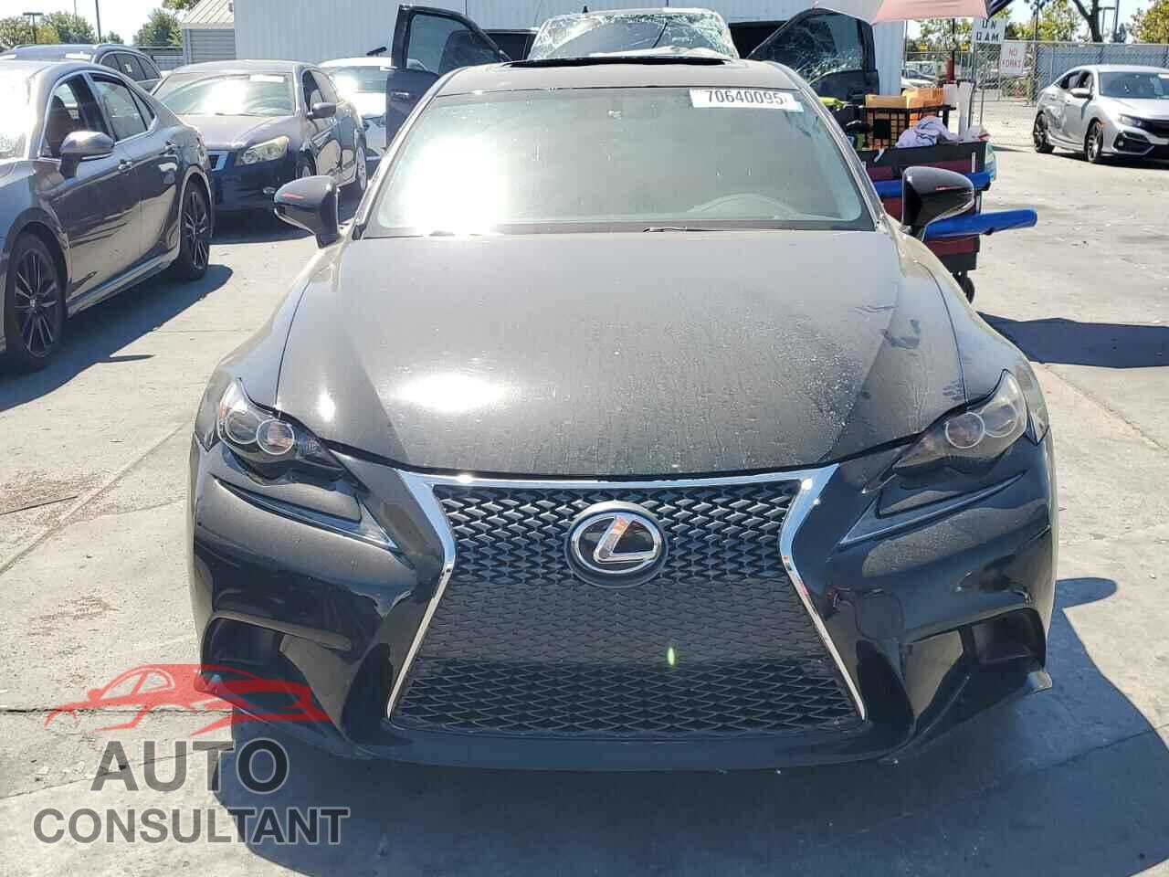 LEXUS IS 2014 - JTHBE1D22E5000361