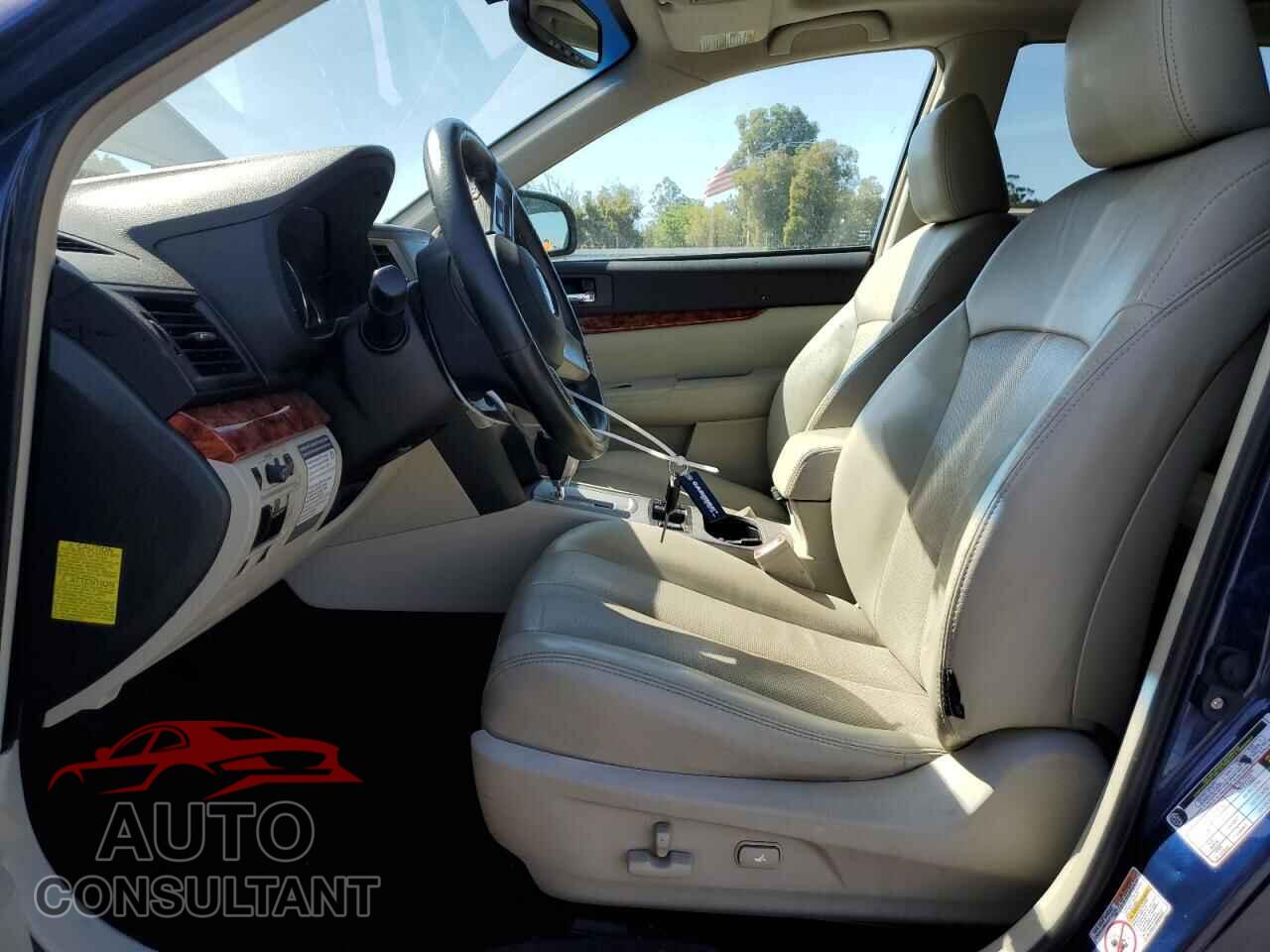 SUBARU OUTBACK 2011 - 4S4BRBKC7B3437833