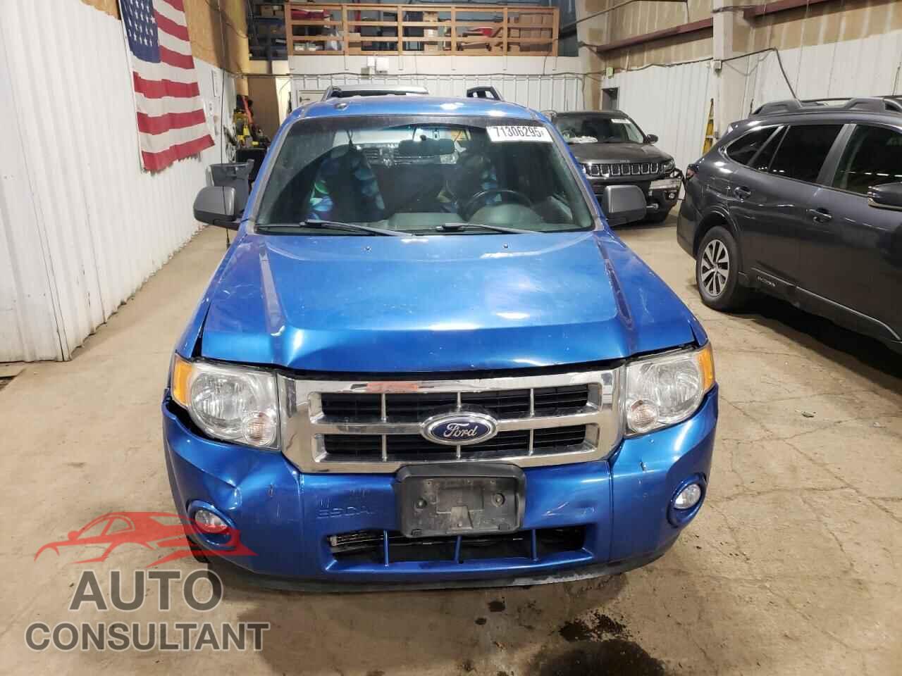 FORD ESCAPE 2011 - 1FMCU9D78BKB08320