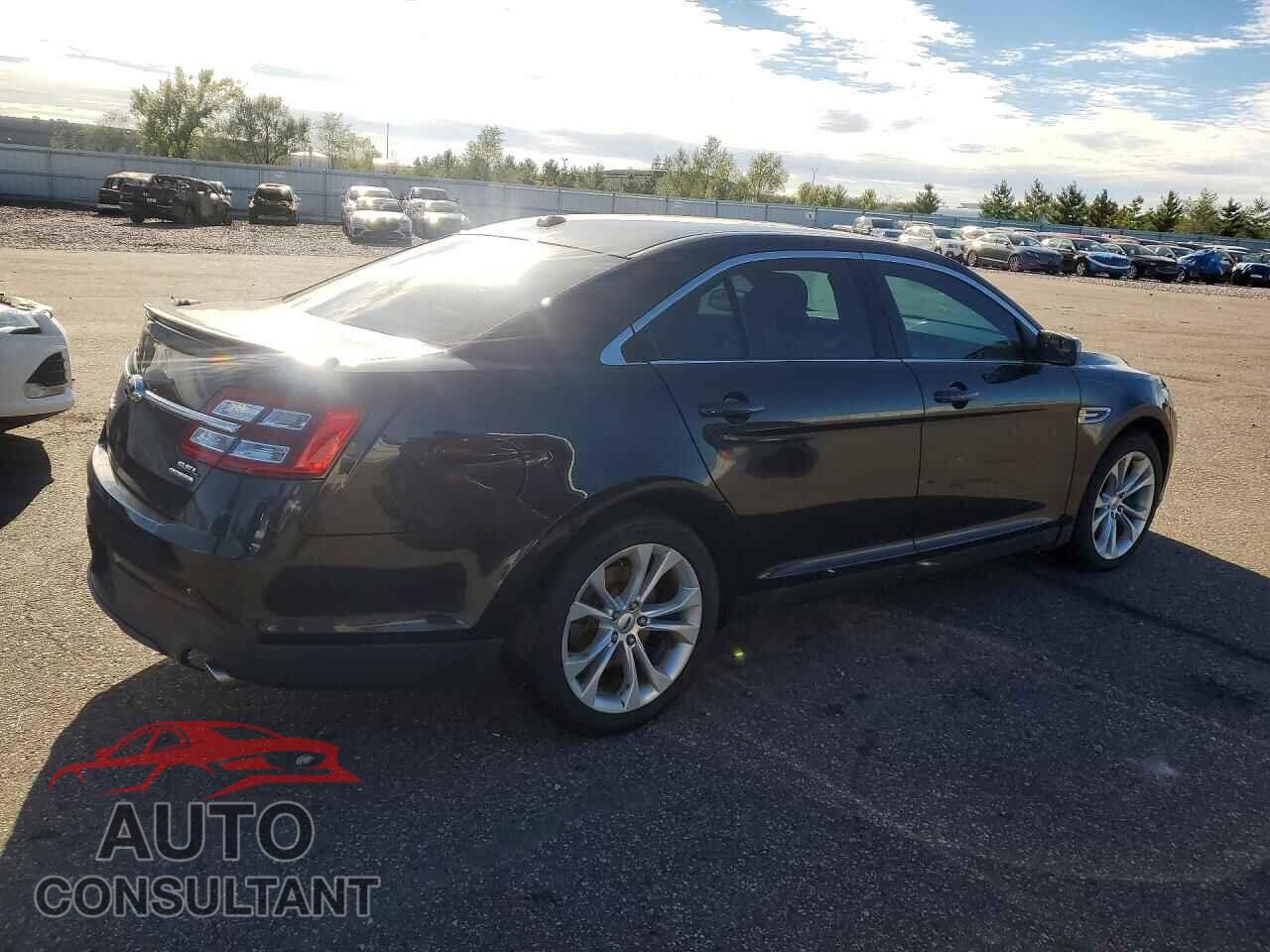 FORD TAURUS 2013 - 1FAHP2E82DG161638