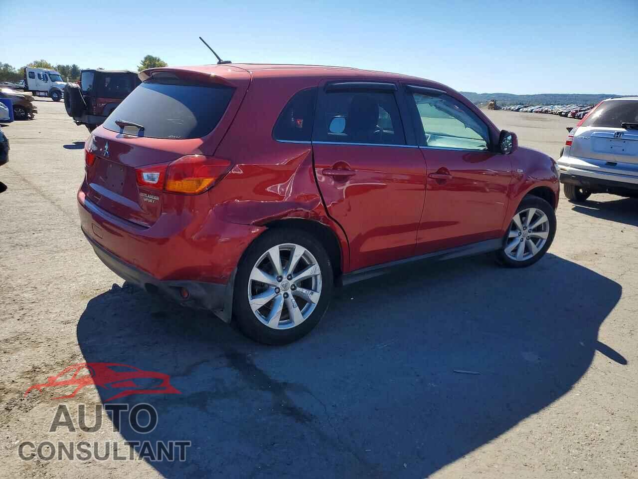 MITSUBISHI OUTLANDER 2015 - 4A4AR4AUXFE013846