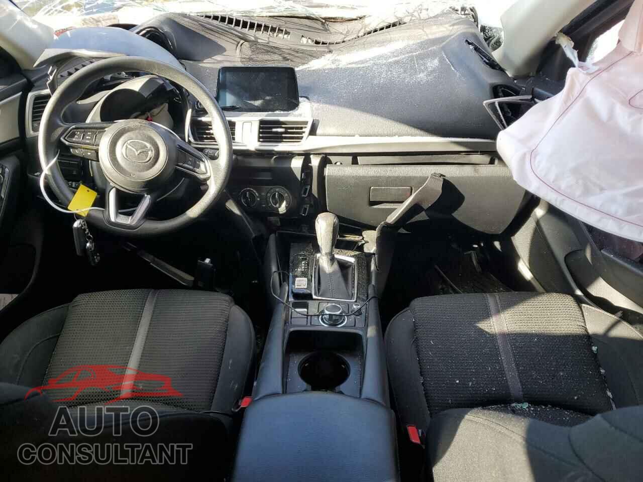 MAZDA 3 2017 - 3MZBN1U73HM153369