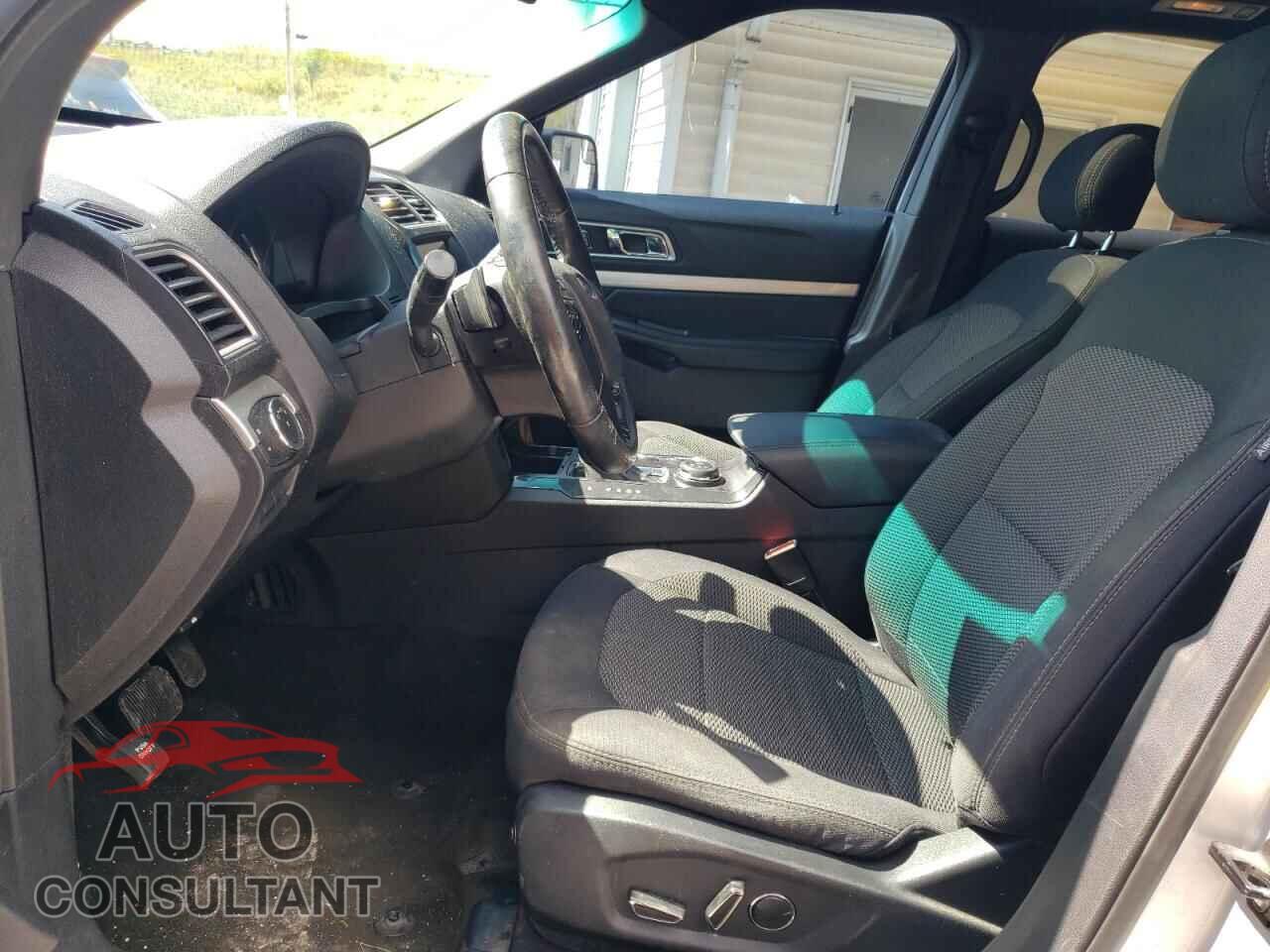 FORD EXPLORER 2017 - 1FM5K8D88HGA80435