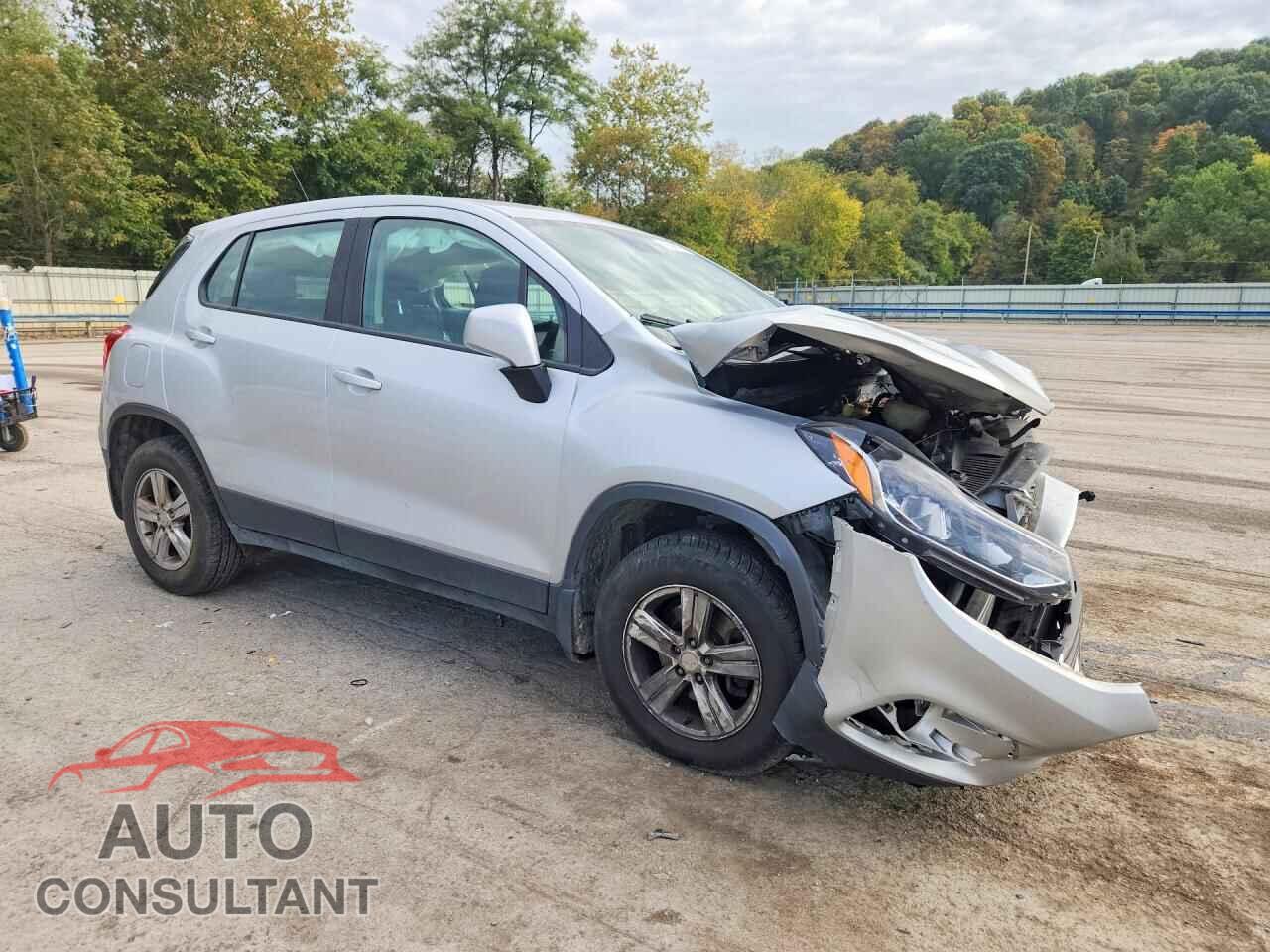 CHEVROLET TRAX 2017 - 3GNCJNSB3HL284025