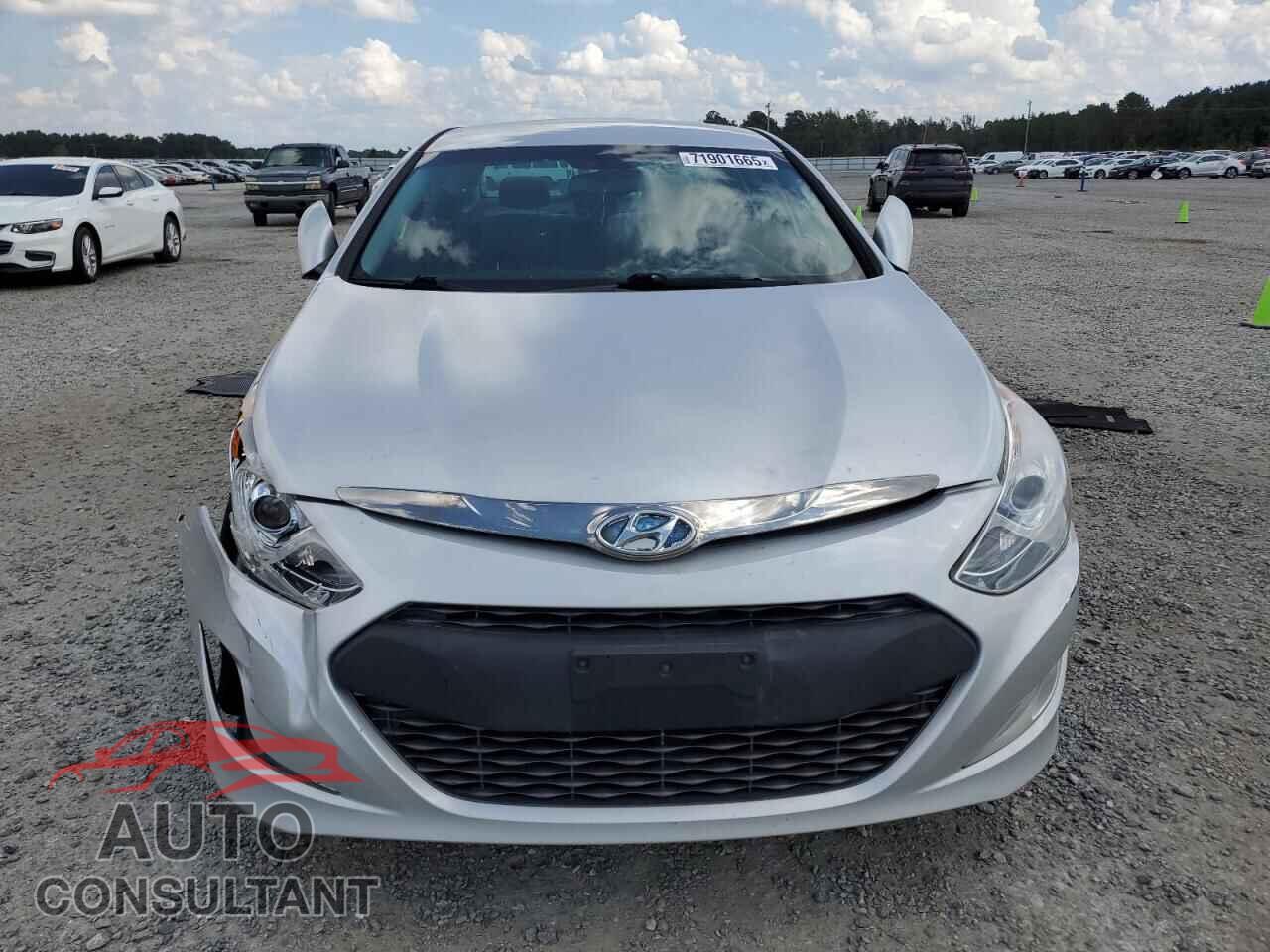 HYUNDAI SONATA 2014 - KMHEC4A48EA116873