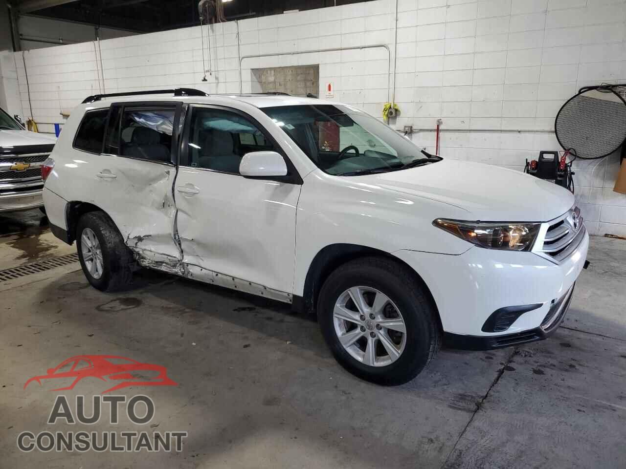 TOYOTA HIGHLANDER 2013 - 5TDBK3EH8DS214367
