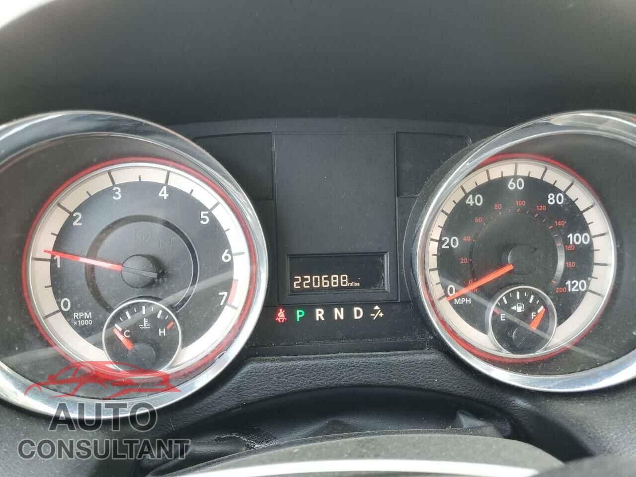 DODGE CARAVAN 2017 - 2C7WDGBG3HR838576