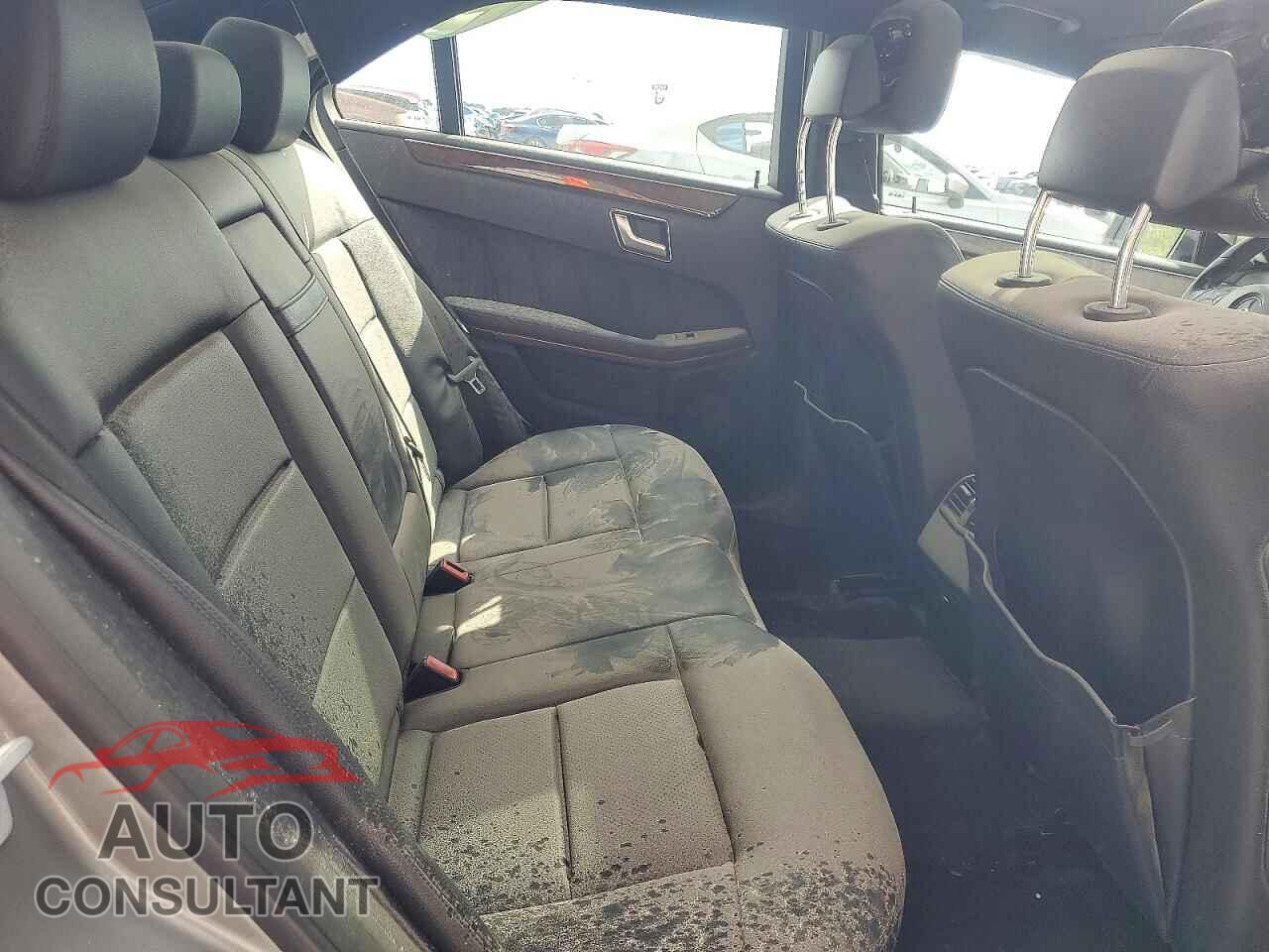 MERCEDES-BENZ E-CLASS 2013 - WDDHF5KB2DA772602