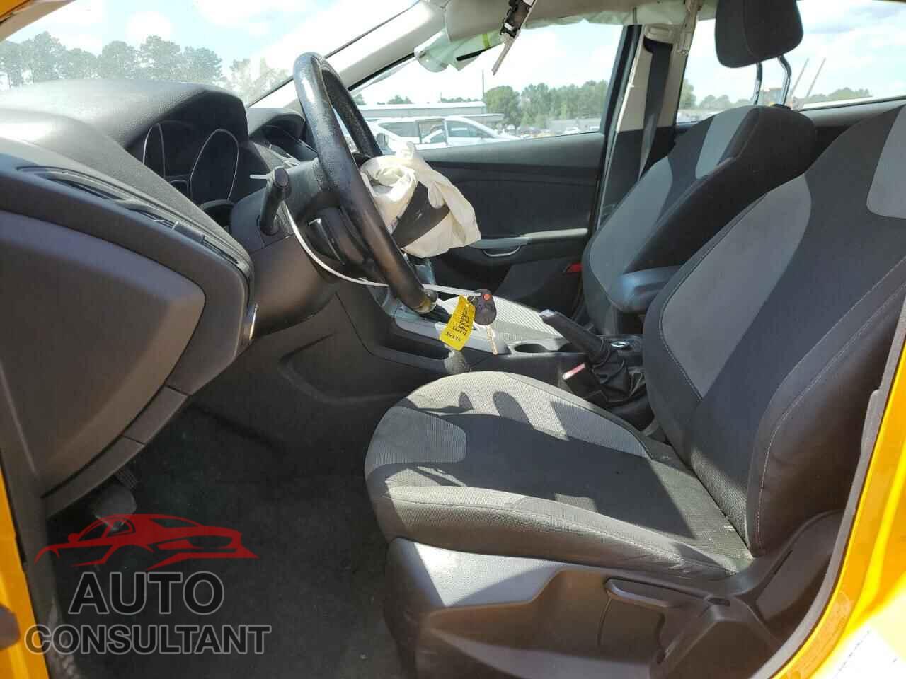 FORD FOCUS 2012 - 1FAHP3K27CL260676