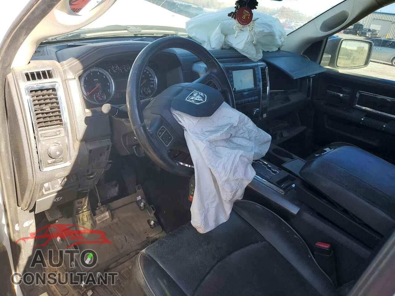 DODGE RAM 1500 2012 - 1C6RD7PT5CS303067