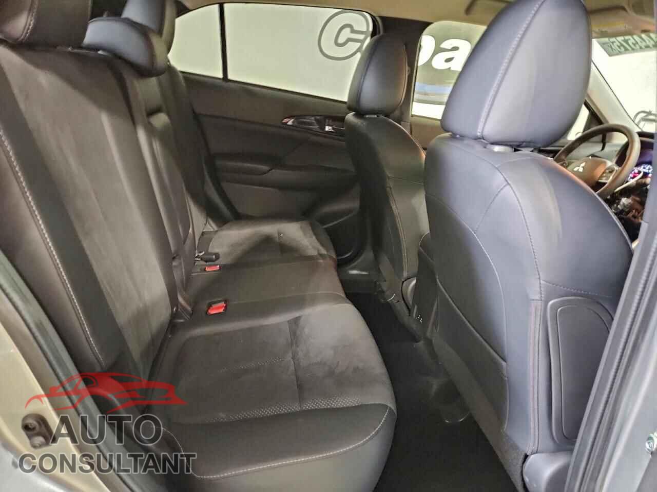MITSUBISHI ECLIPSE 2025 - JA4ATWAA5SZ045627