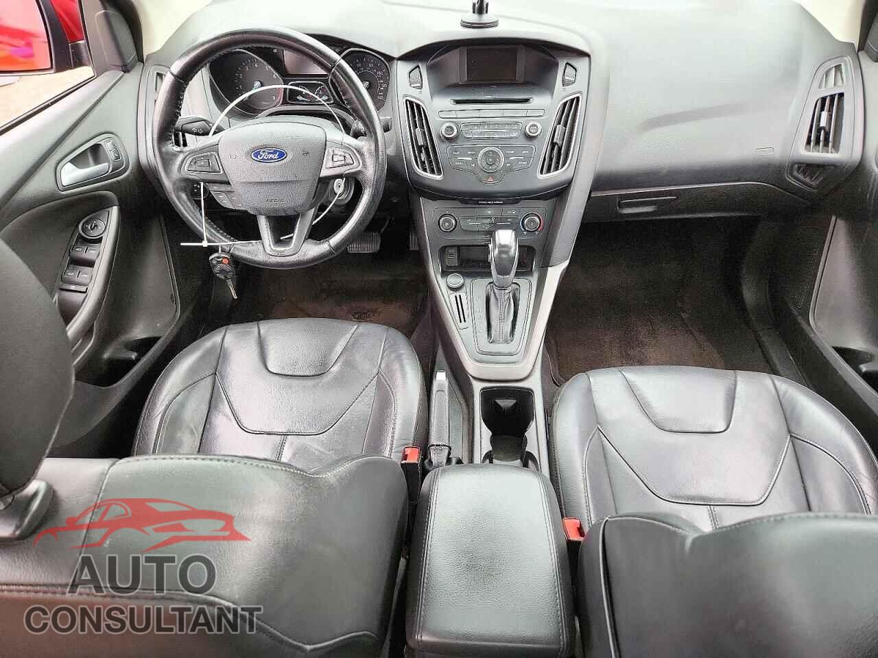 FORD FOCUS 2015 - 1FADP3F29FL283955