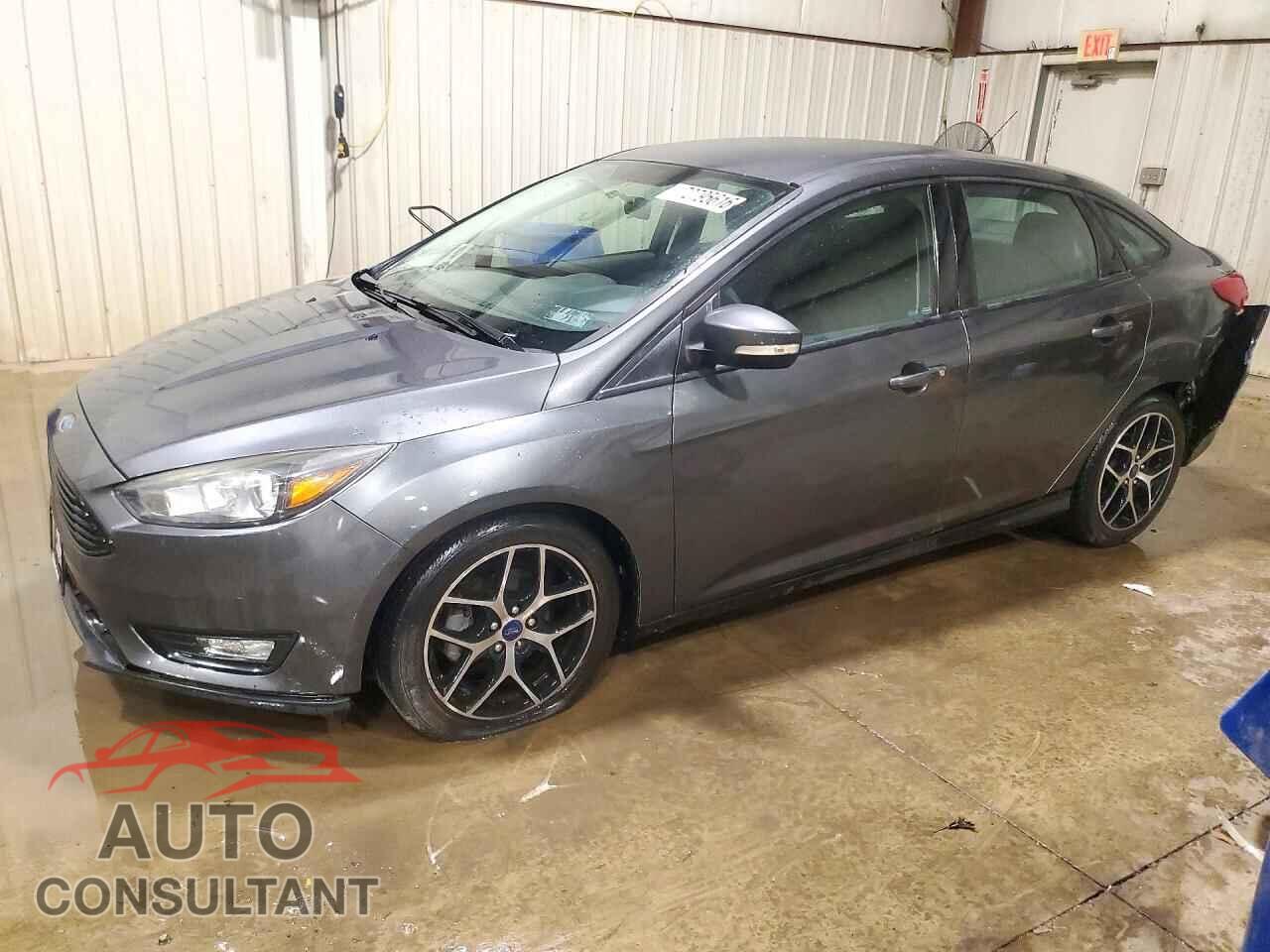 FORD FOCUS 2017 - 1FADP3FE2HL330644