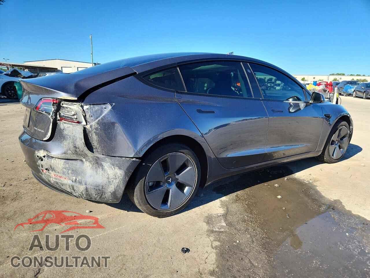 TESLA MODEL 3 2023 - 5YJ3E1EB3PF670538