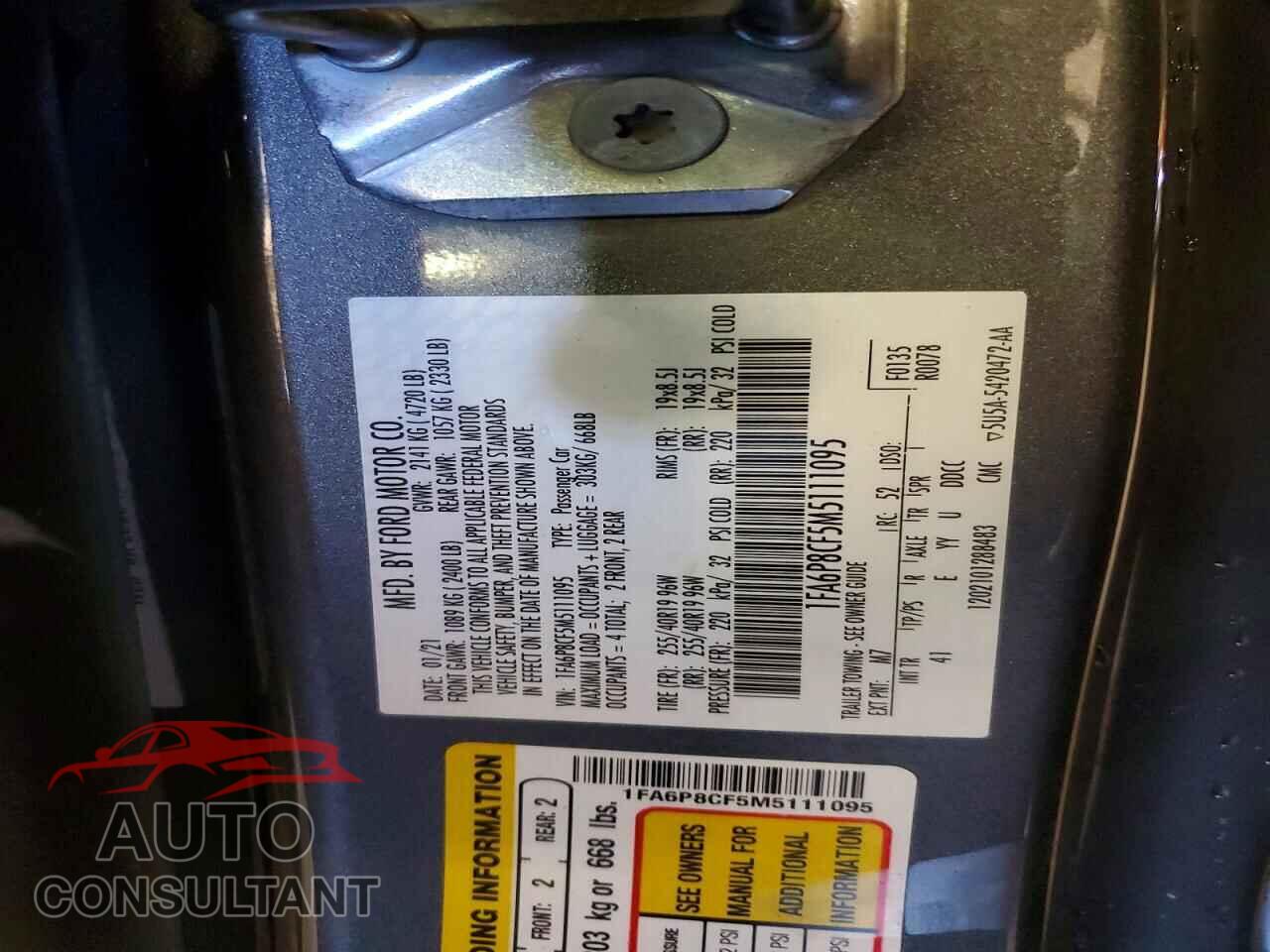 FORD MUSTANG 2021 - 1FA6P8CF5M5111095