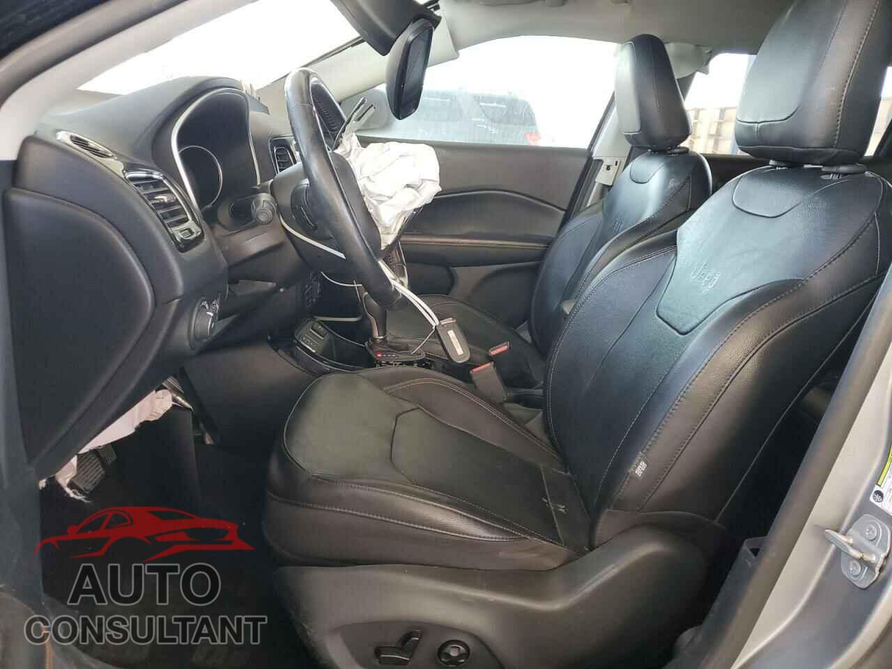 JEEP COMPASS 2020 - 3C4NJCCB9LT155607