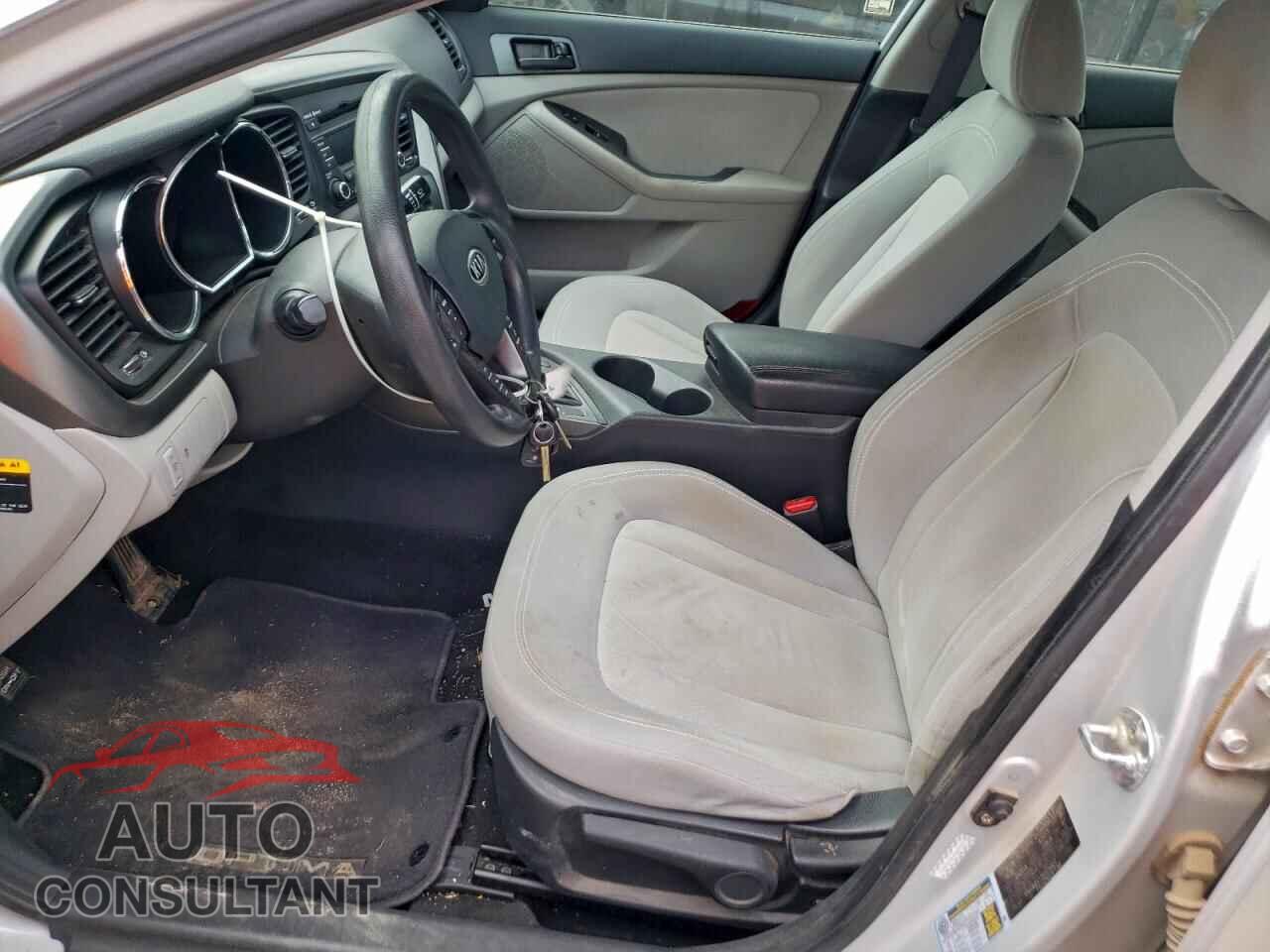 KIA OPTIMA 2011 - KNAGM4A72B5056837