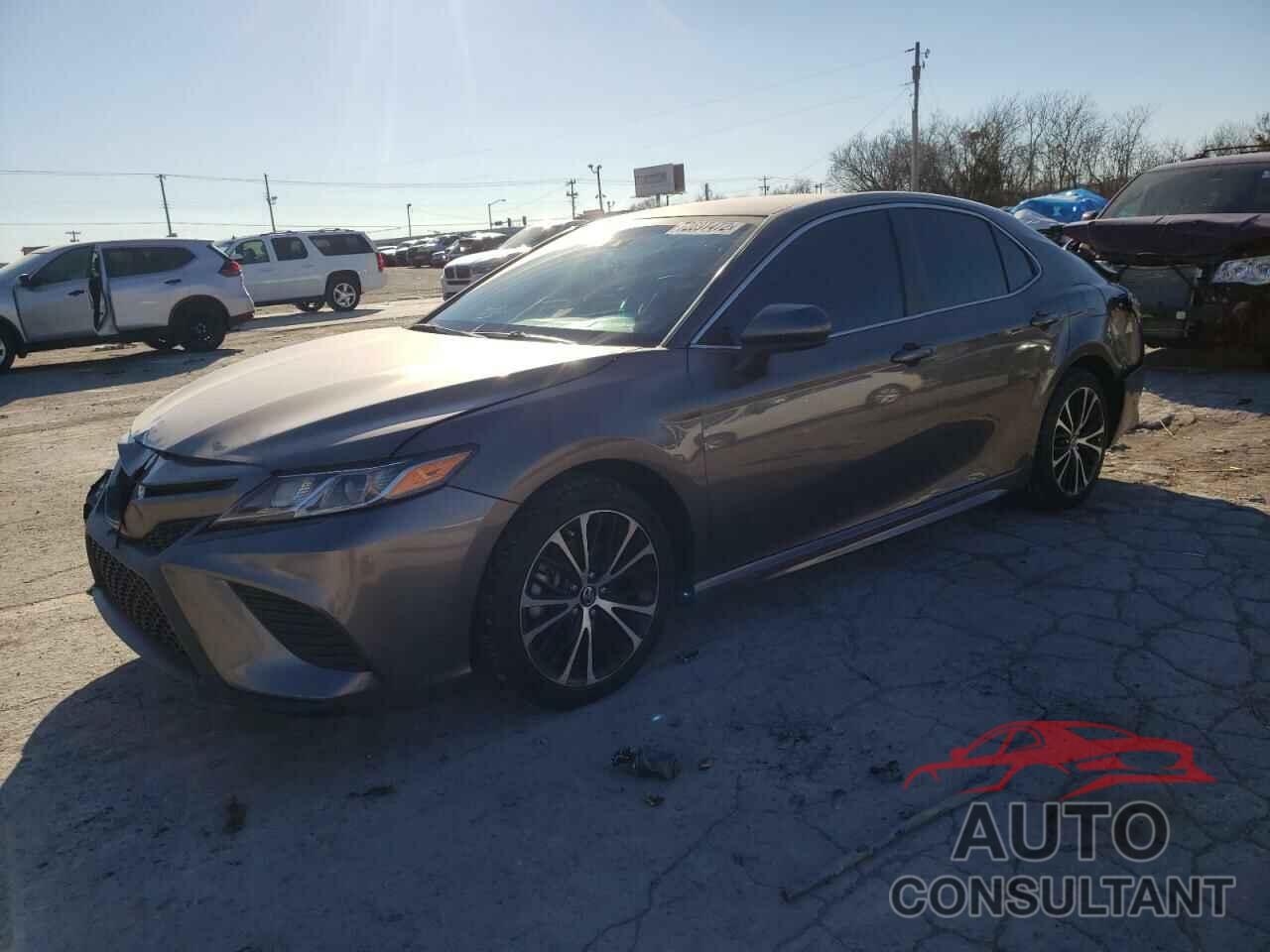 TOYOTA CAMRY 2018 - 4T1B11HK9JU108110