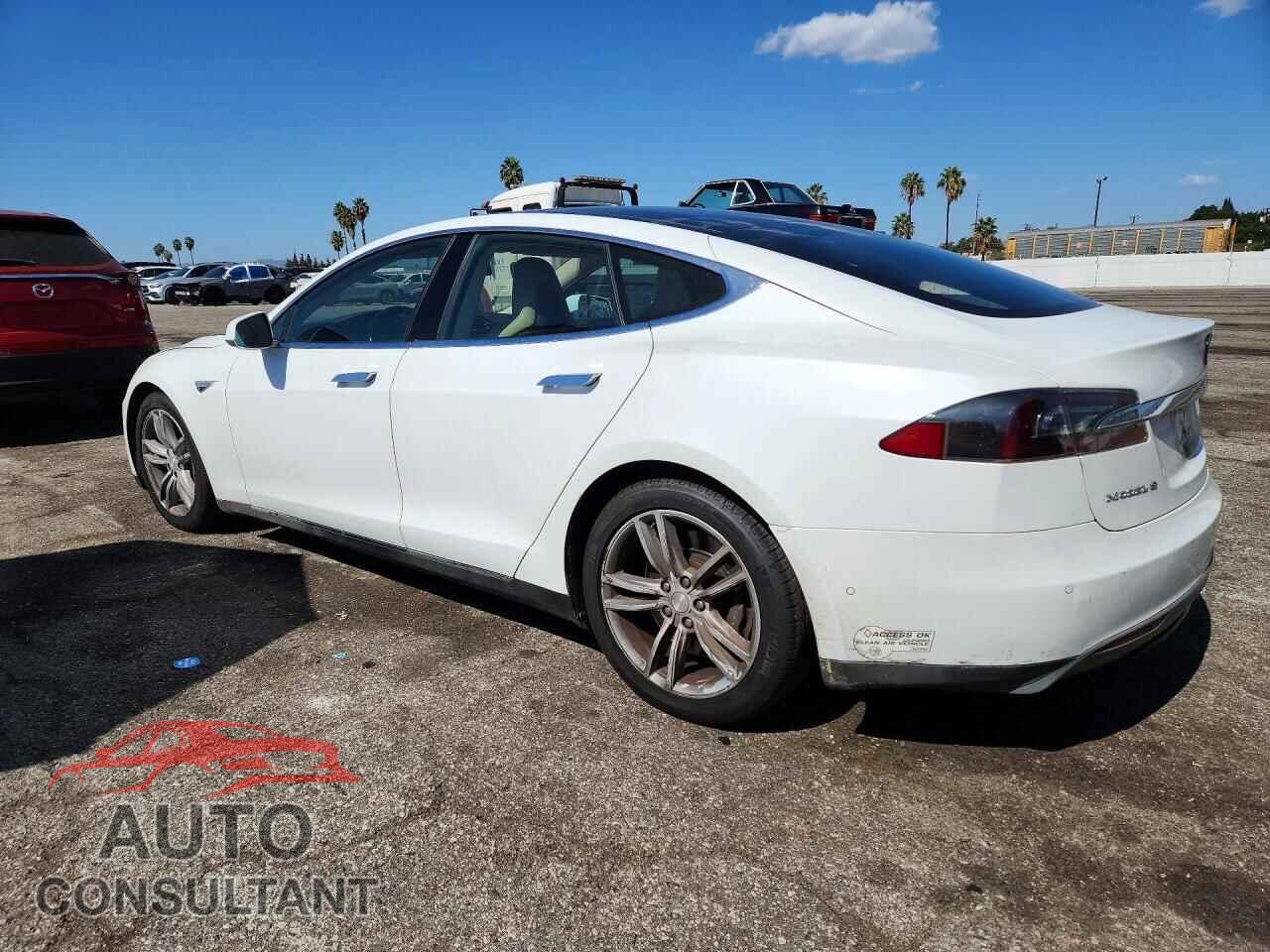 TESLA MODEL S 2015 - 5YJSA1S20FF085264