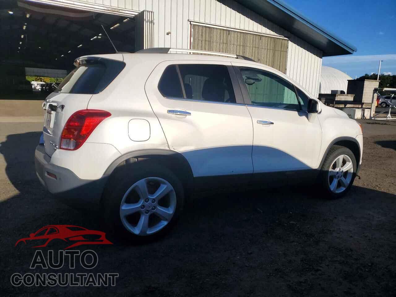 CHEVROLET TRAX 2015 - KL7CJTSB2FB082933
