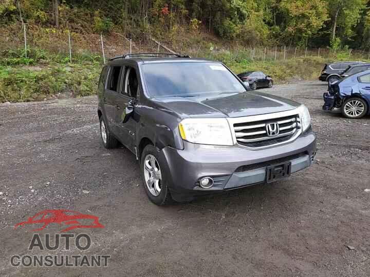HONDA PILOT 2015 - 5FNYF4H54FB034168