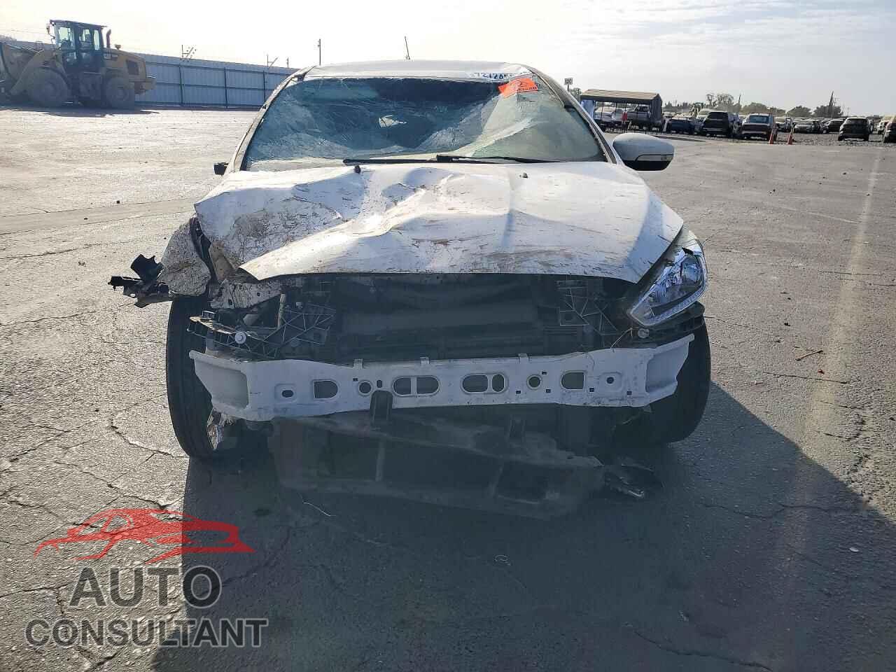 FORD FOCUS 2016 - 1FADP3K27GL315633