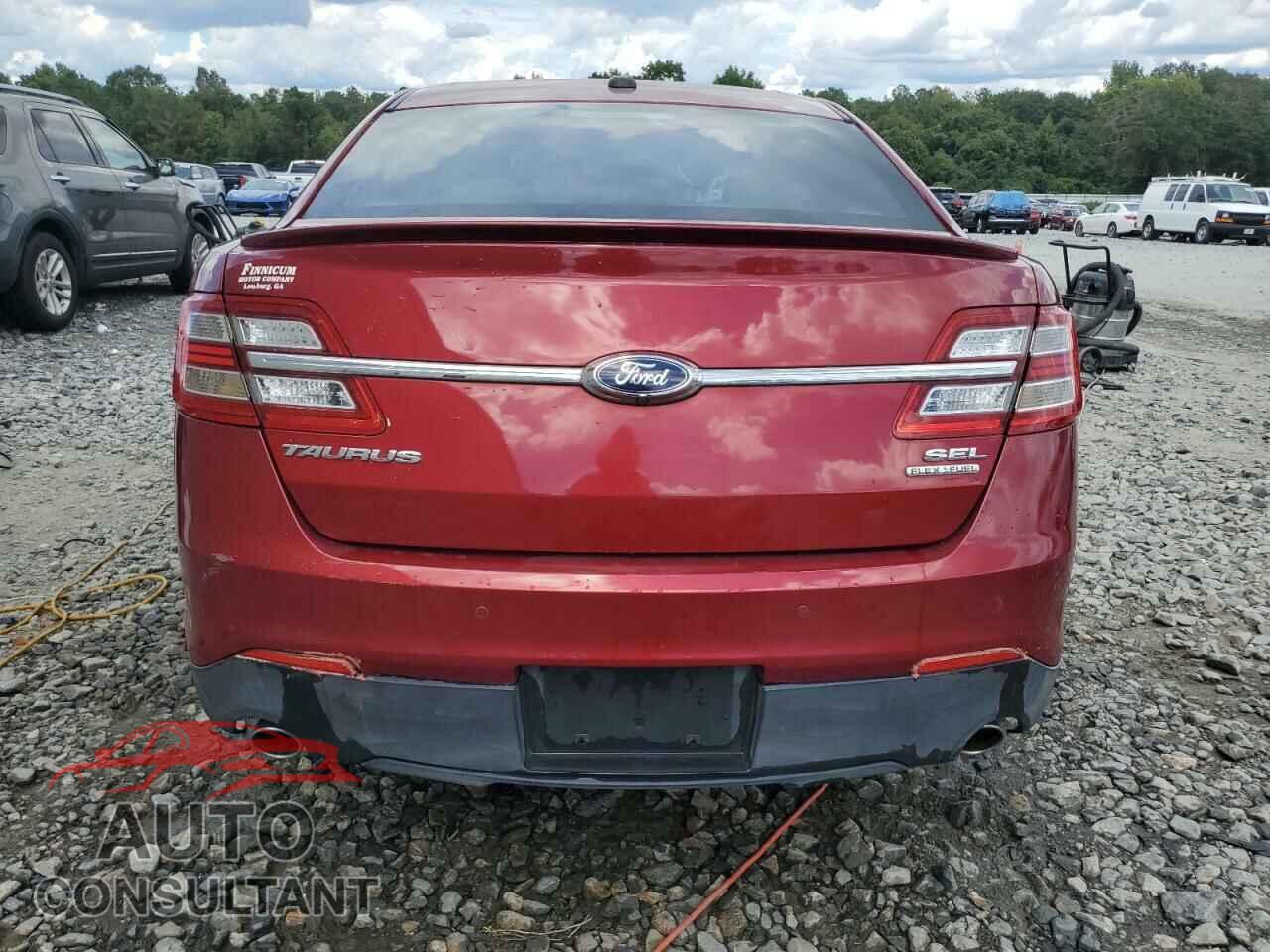 FORD TAURUS 2013 - 1FAHP2E84DG214436
