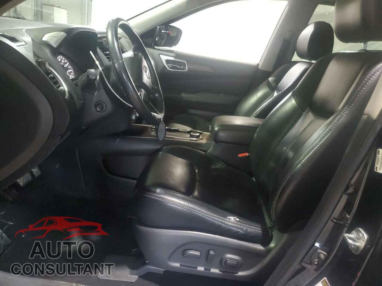 NISSAN PATHFINDER 2017 - 5N1DR2MM8HC615188