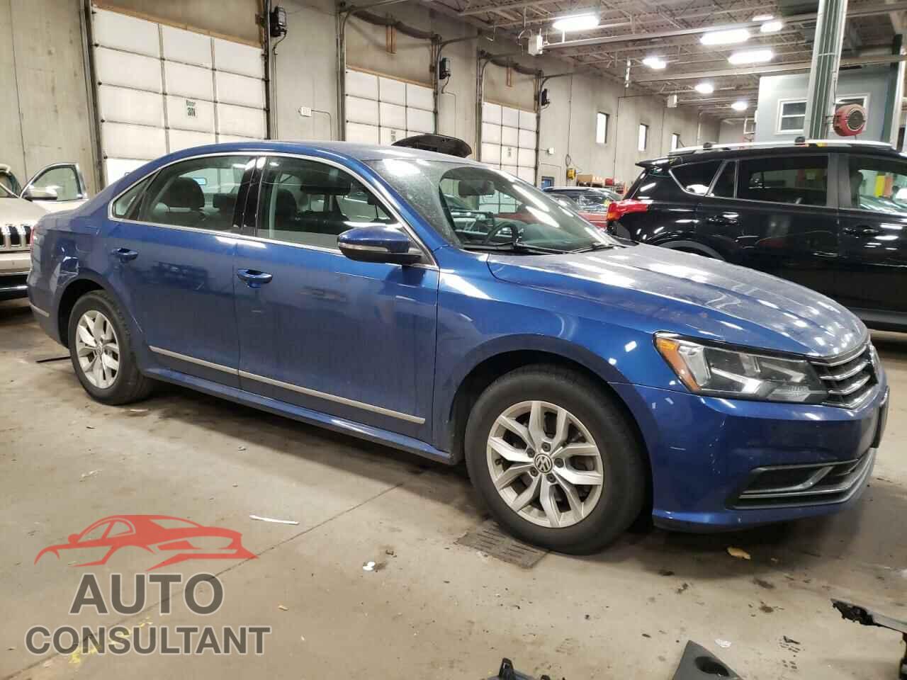 VOLKSWAGEN PASSAT 2017 - 1VWAT7A35HC005988