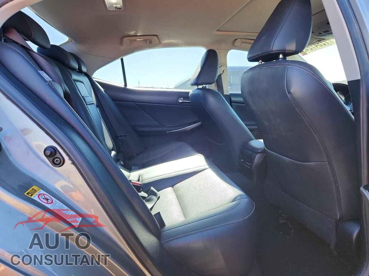 LEXUS IS 2015 - JTHBF1D26F5075336
