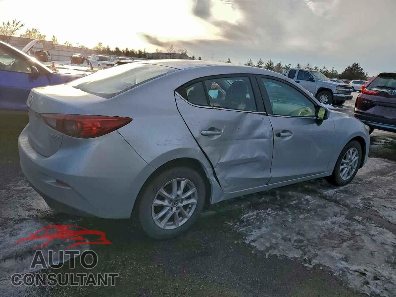 MAZDA 3 2017 - JM1BN1U70H1117543