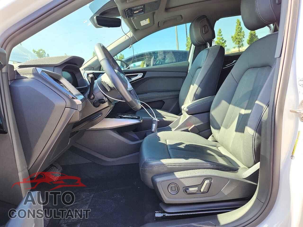 AUDI ALL OTHER 2023 - WA1M2BFZ0PP001836