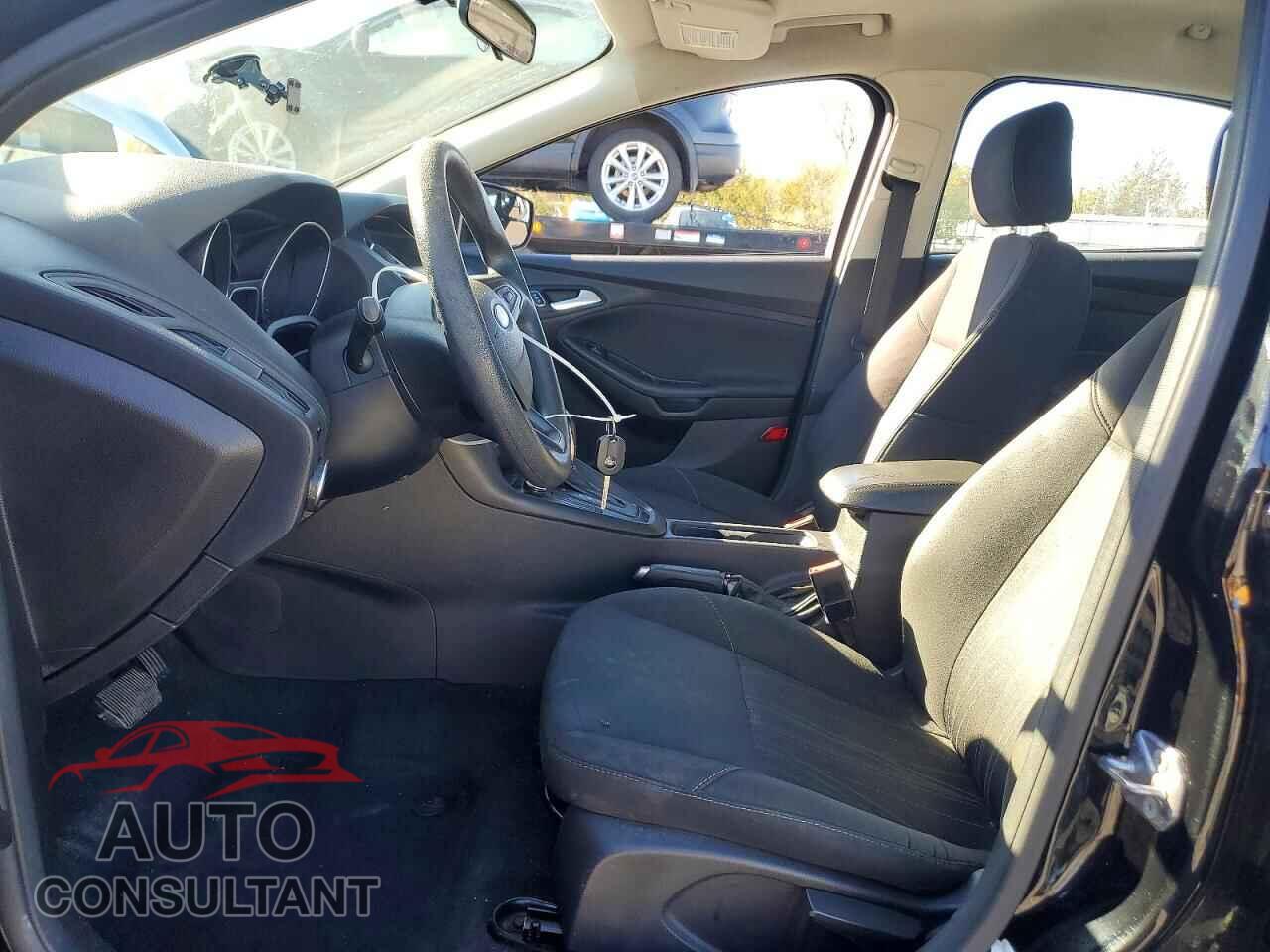FORD FOCUS 2016 - 1FADP3F29GL368604