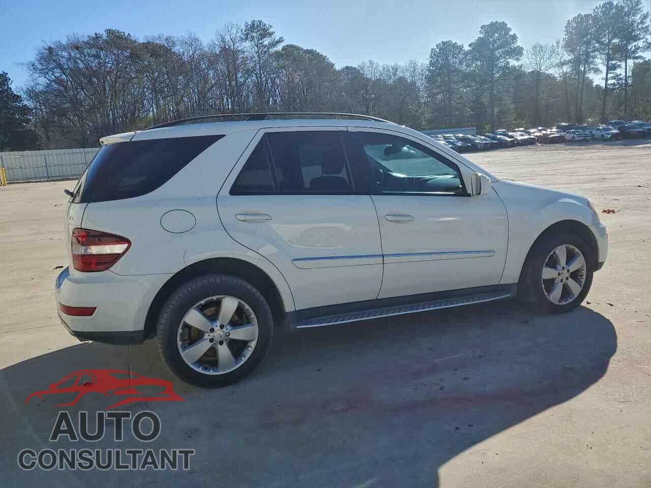 MERCEDES-BENZ M-CLASS 2009 - 4JGBB86E39A524590